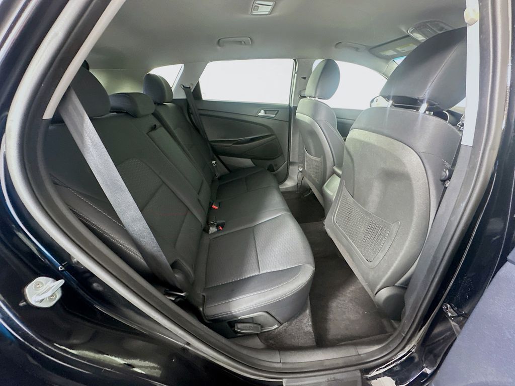 Thumbnail: 2020 Hyundai Tucson - 25