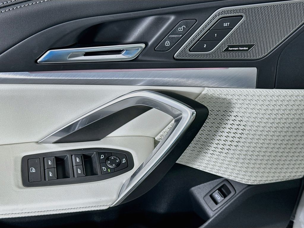 Thumbnail: 2026 BMW X1 - 20