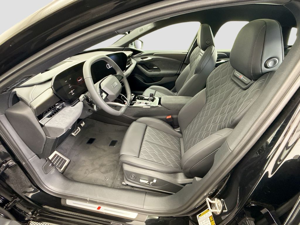 Thumbnail: 2025 Audi e-tron S - 16