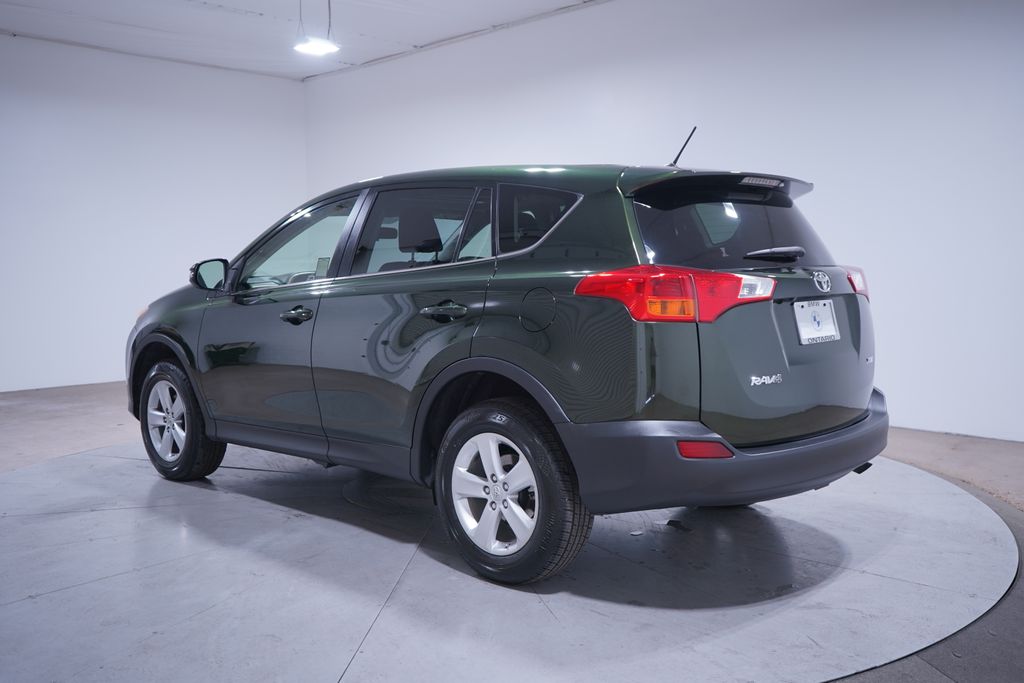 2013 Toyota RAV4 XLE 3