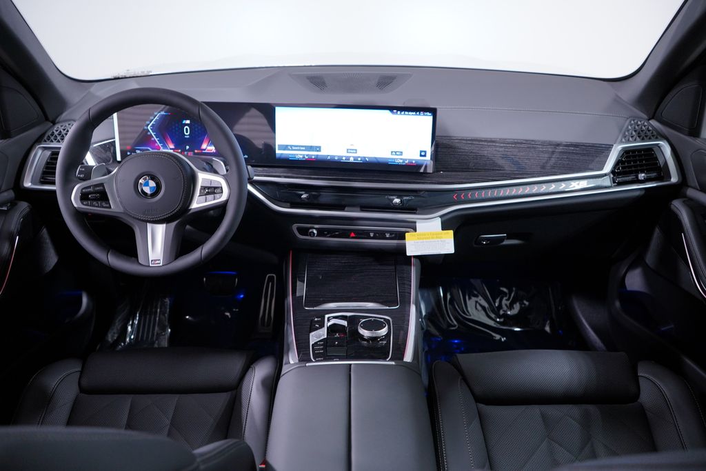 Thumbnail: 2026 BMW X5 - 11