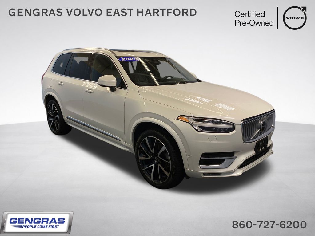  2023 Volvo XC90 B6 Plus Bright Theme 7-Passenger AWD   