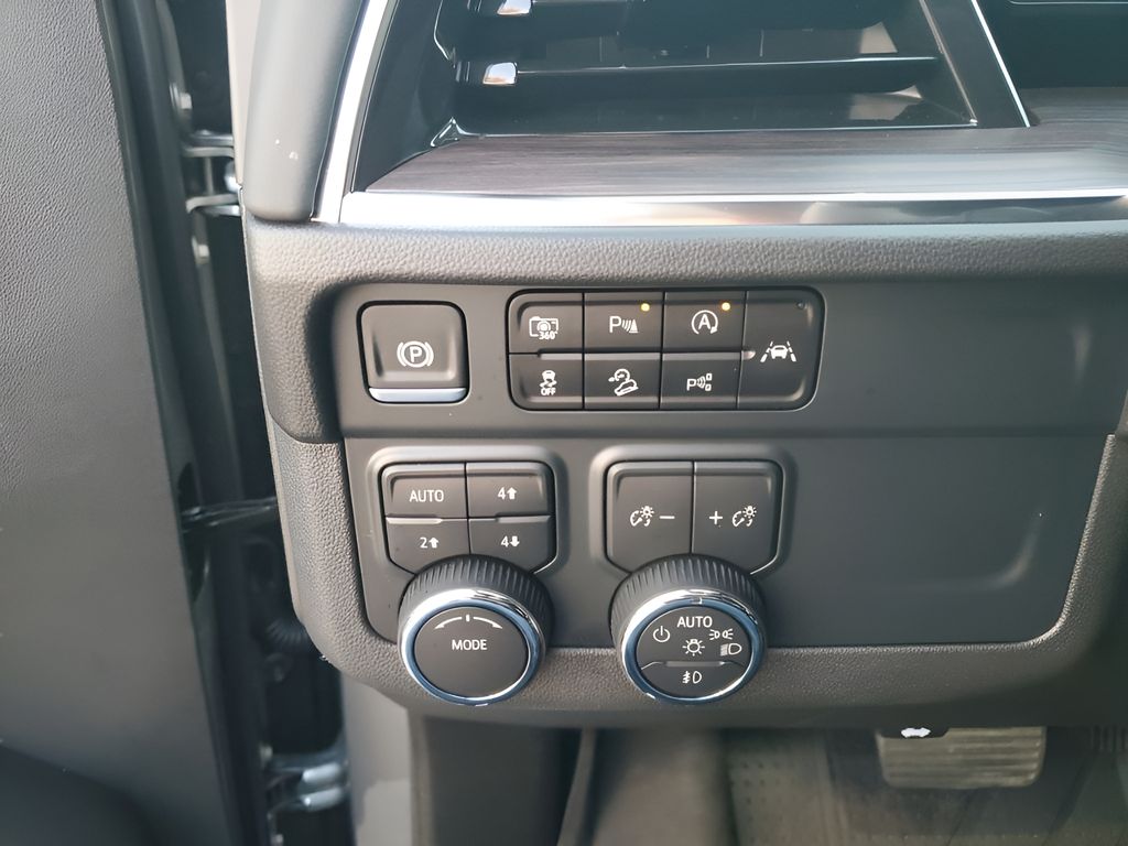 Used Car 2025 Chevrolet Tahoe  Z71 For Sale Under $70,000 In Austin, Texas