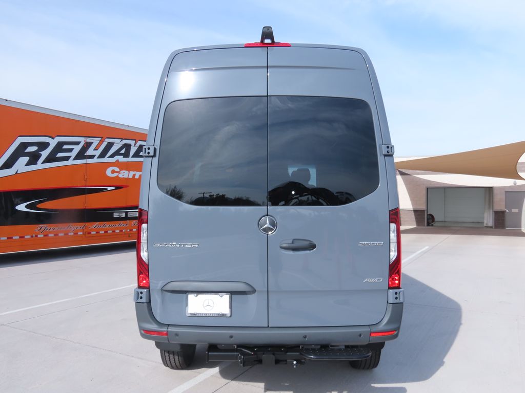 Thumbnail: 2026 Mercedes-Benz Sprinter - 6