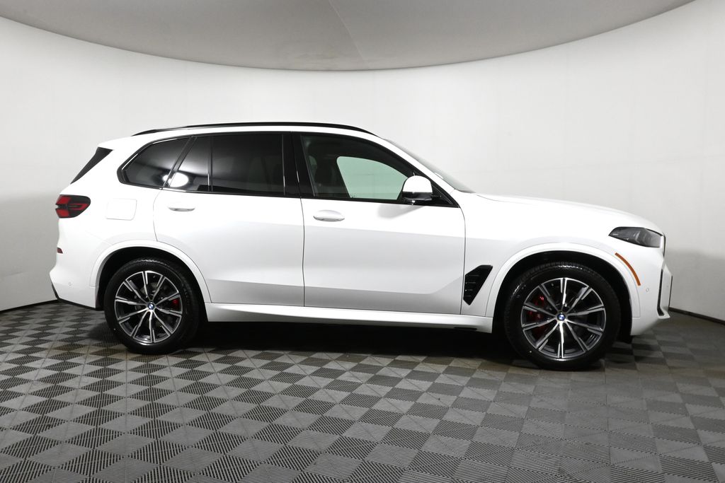 Thumbnail: 2026 BMW X5 - 8