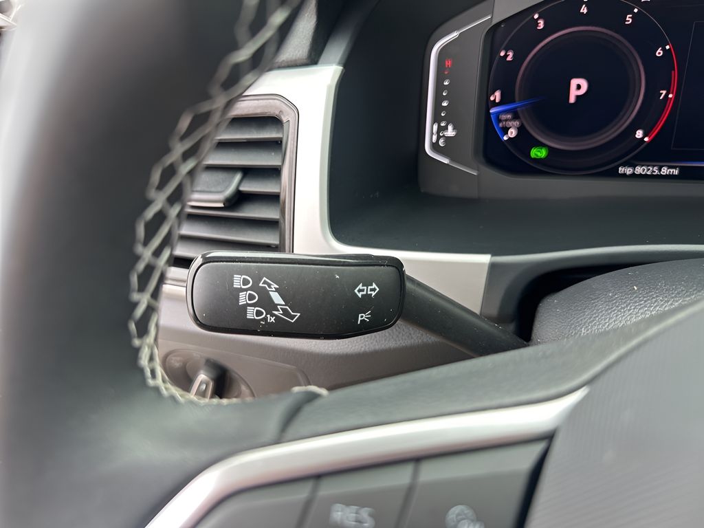 Used Car 2022 Volkswagen Atlas  3.6l V6 Se W/technology For Sale Under $30,000 In Austin, Texas