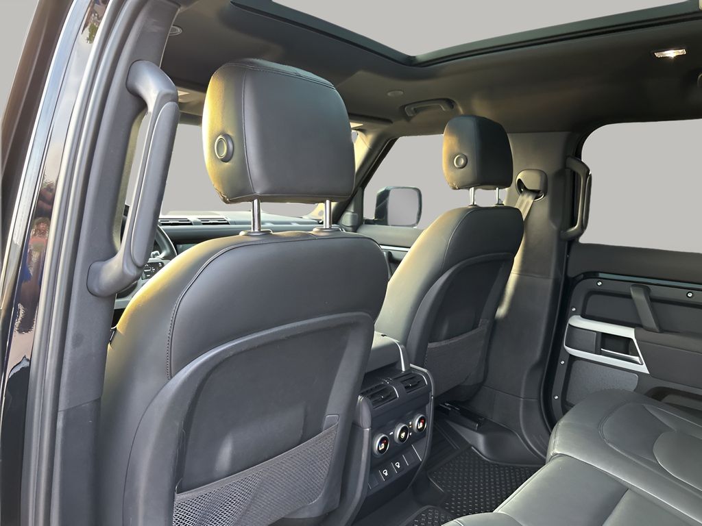 Used Car 2023 Land Rover Defender 110  Se For Sale Under $60,000 In Austin, Texas