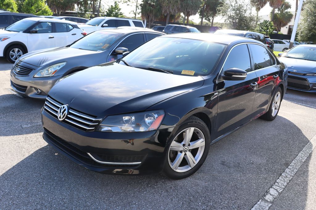 Thumbnail: 2014 Volkswagen Passat - 1