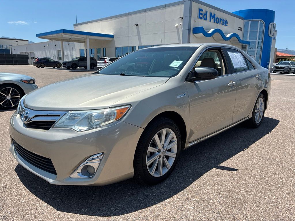 2013 Toyota Camry Hybrid XLE FWD