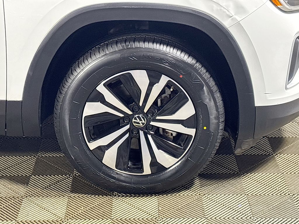 2024 Volkswagen Atlas 2.0T SE