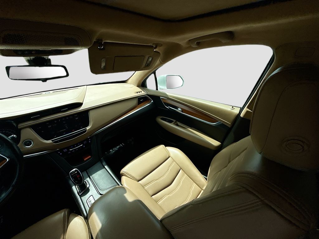 2019 Cadillac XT5 Platinum White at Bayway Cadillac of The Woodlands