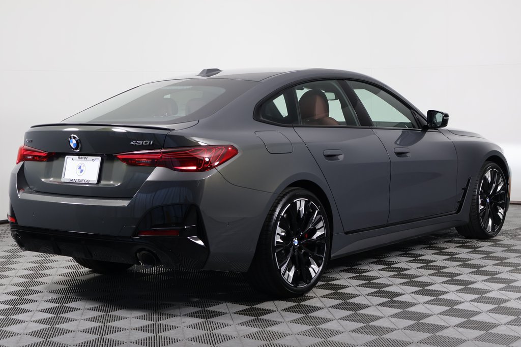 Thumbnail: 2026 BMW 4 Series - 2