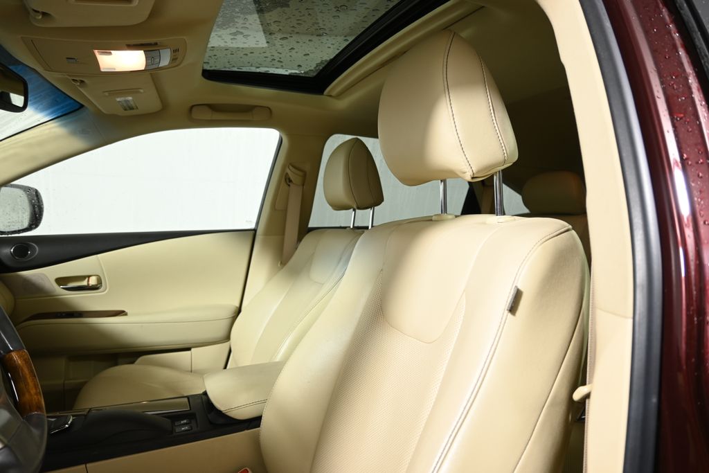 Thumbnail: 2015 Lexus RX - 4