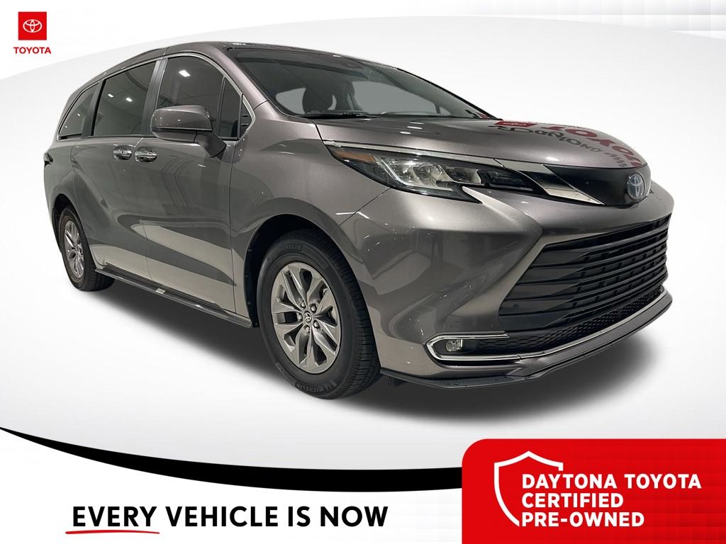 Predawn Gray Mica 2022 Toyota Sienna Minivan Front-Wheel Drive Continuously Variable Transmission
