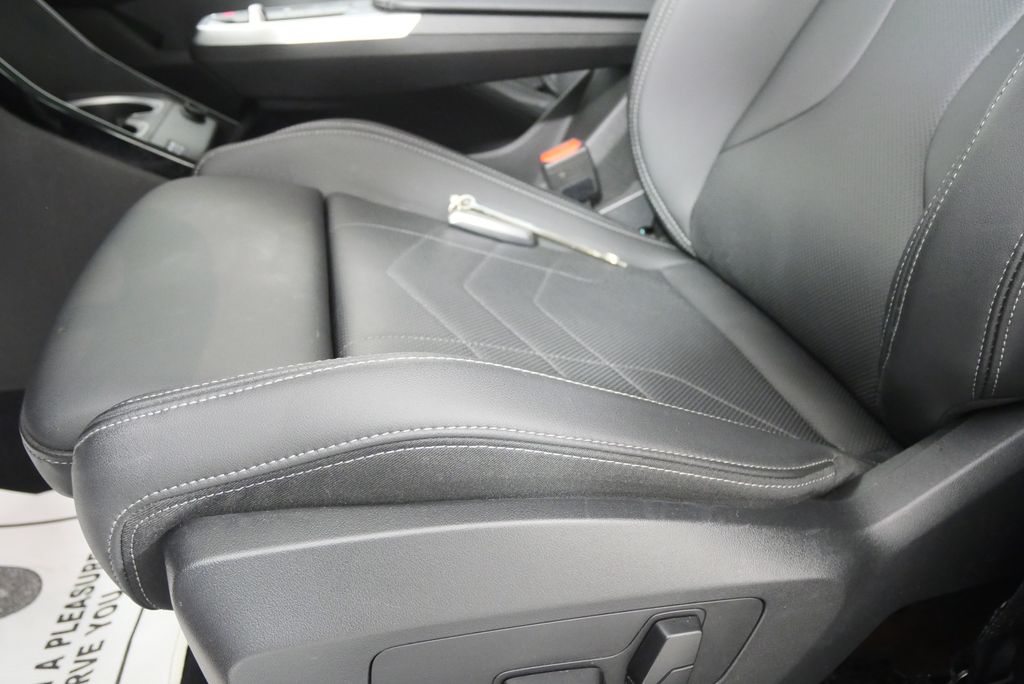 Thumbnail: 2024 BMW X2 - 9