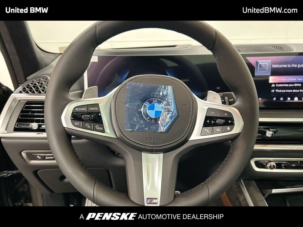 Thumbnail: 2026 BMW X7 - 14