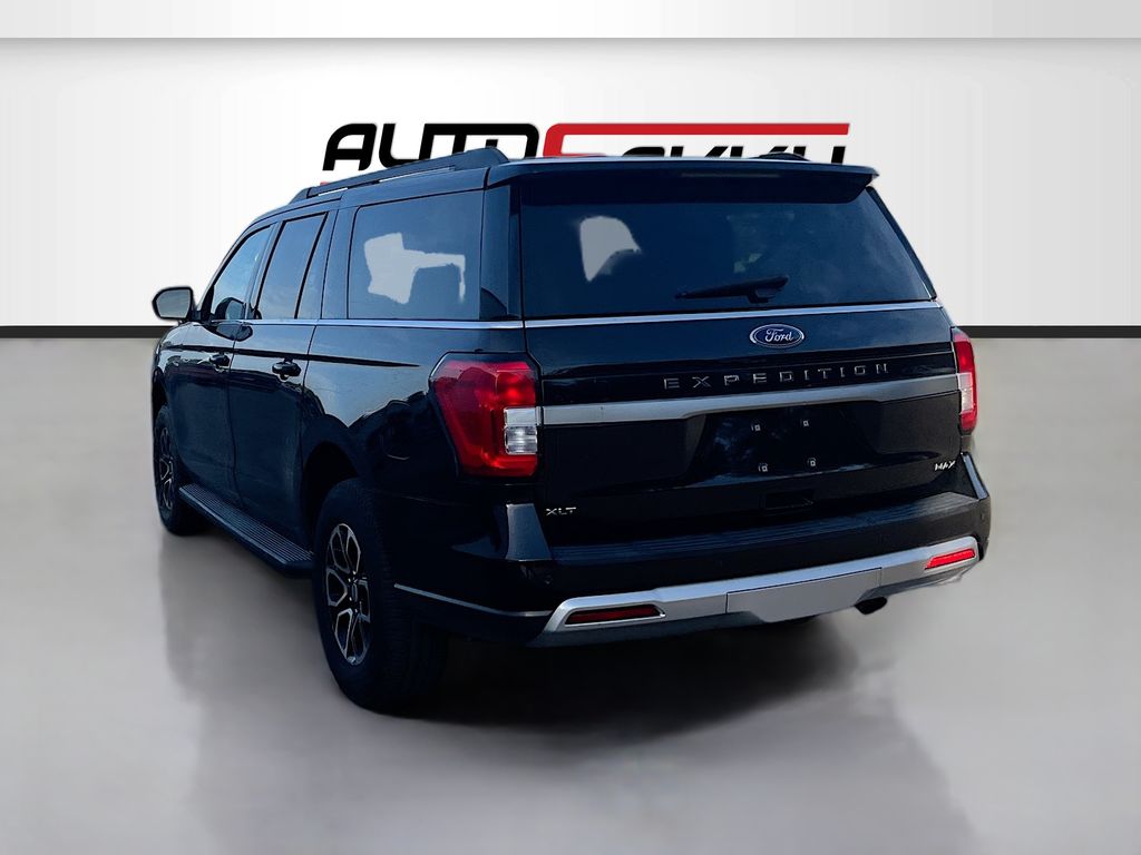 Used 2024 Black Ford XLT image 5