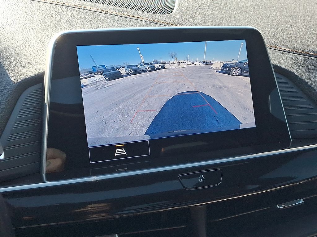 Thumbnail: 2023 Cadillac CT4 - 19