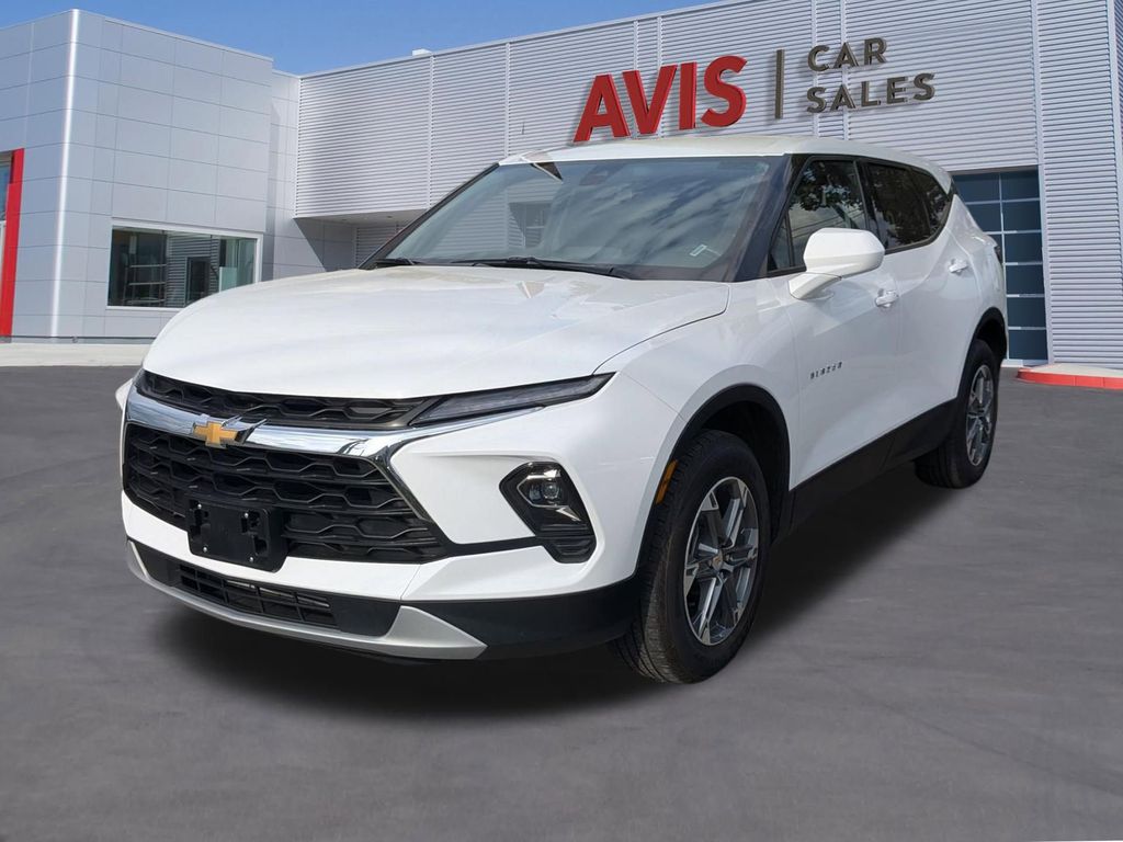 Summit White 2025 Chevrolet Blazer 2LT AWD SUV / Crossover All-Wheel Drive 9-Speed Automatic Overdrive