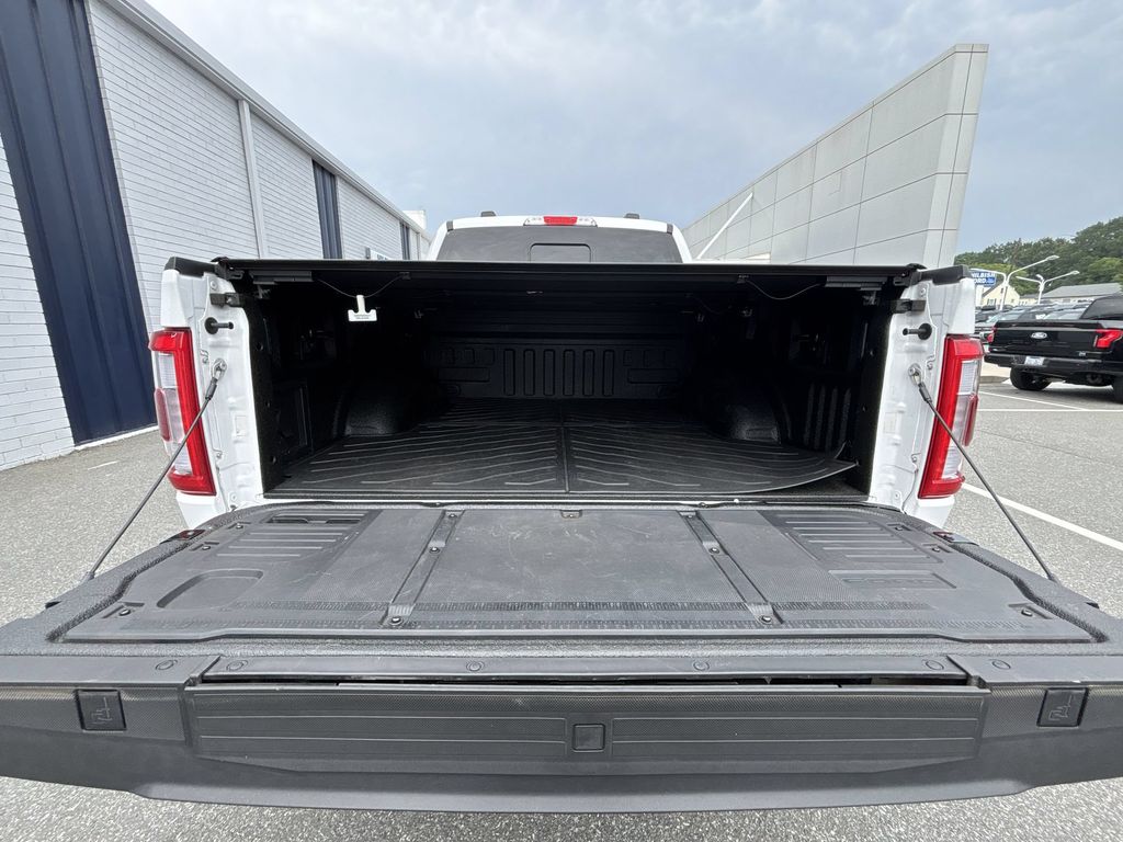 Used 2023 Oxford White Ford Lariat image 21