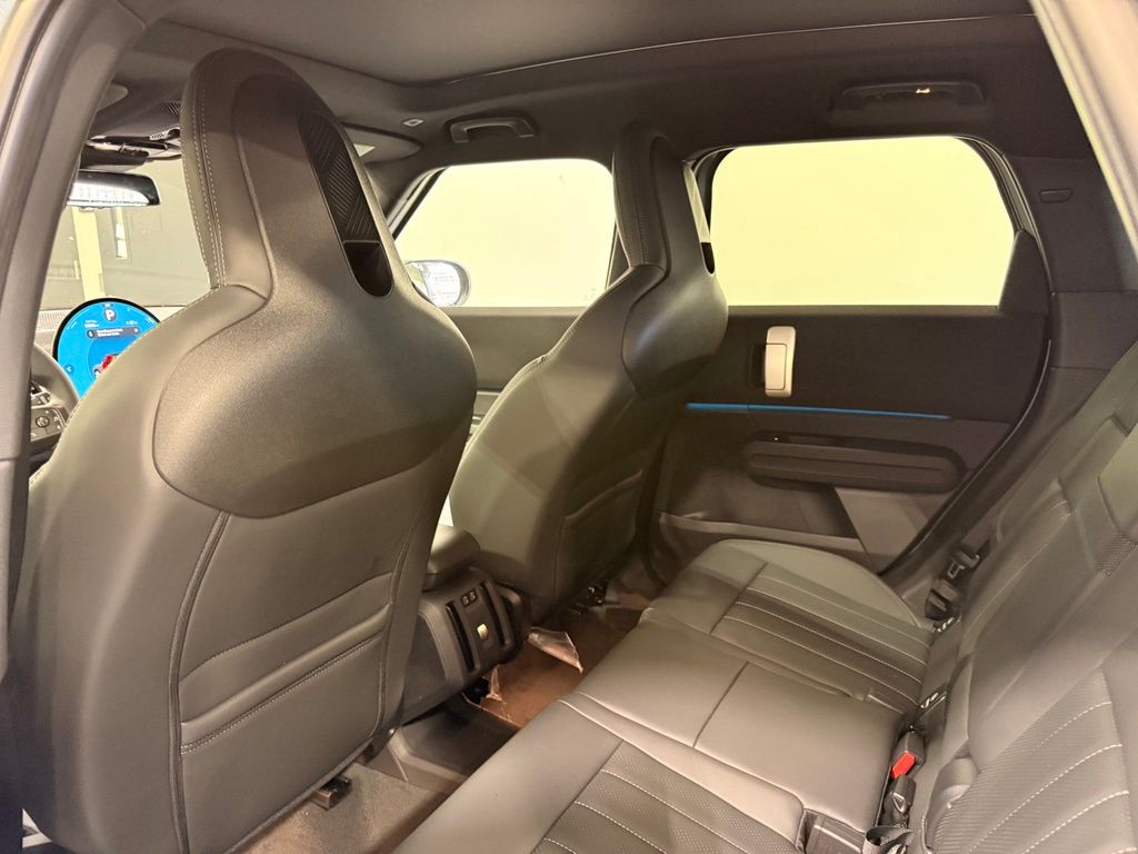 Thumbnail: 2027 MINI Cooper Countryman - 20