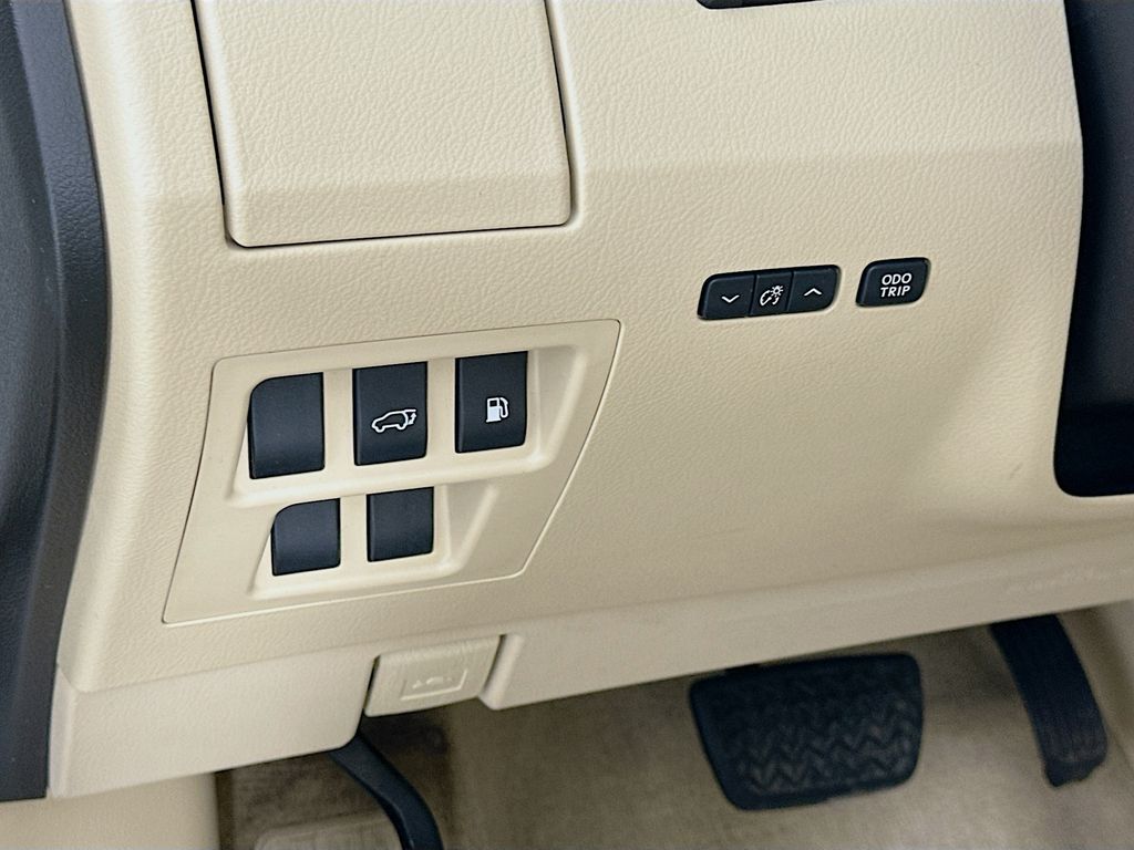 Thumbnail: 2012 Lexus RX - 10