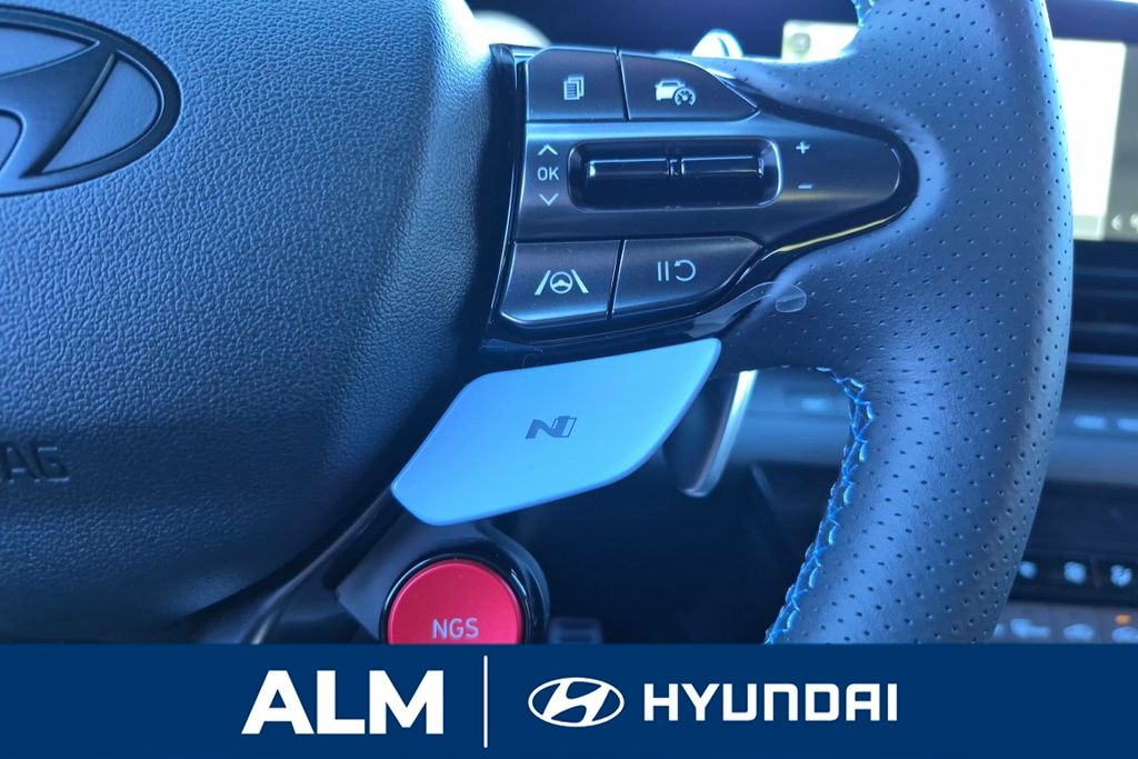New 2026 Black Hyundai Base image 30