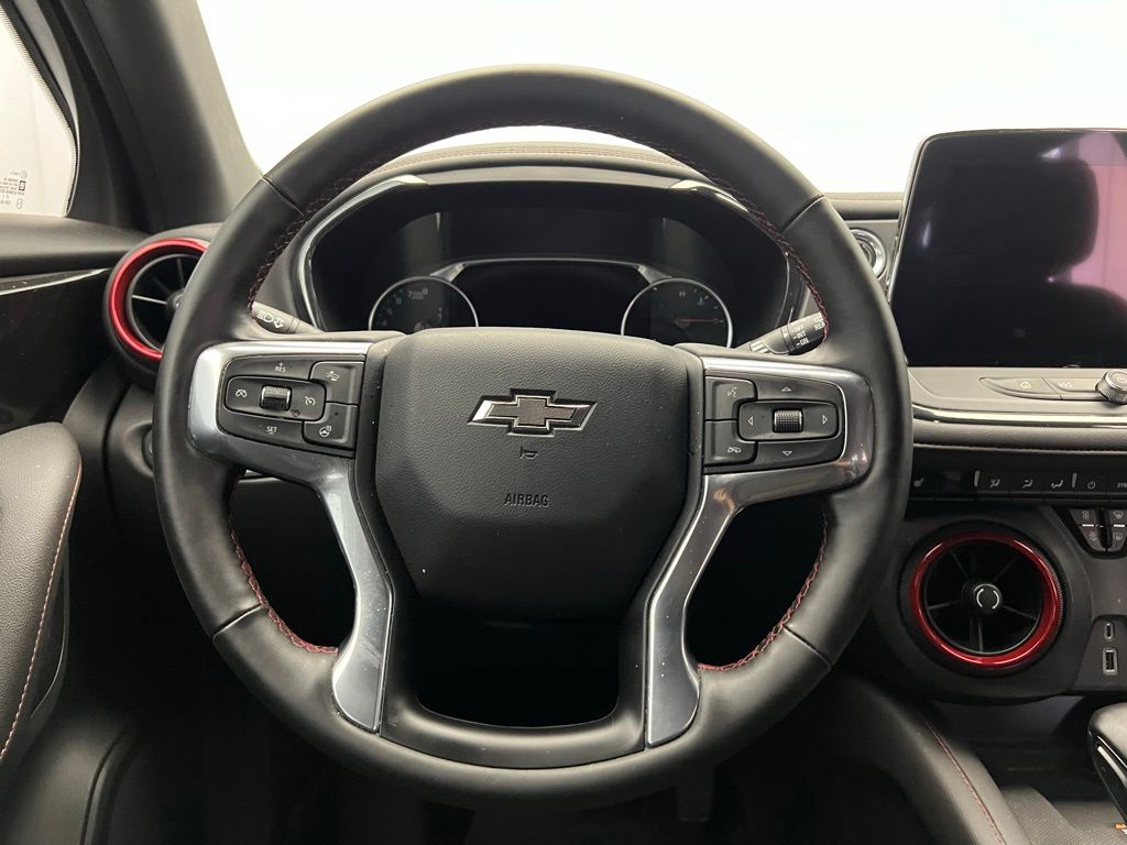 Thumbnail: 2024 Chevrolet Blazer - 16