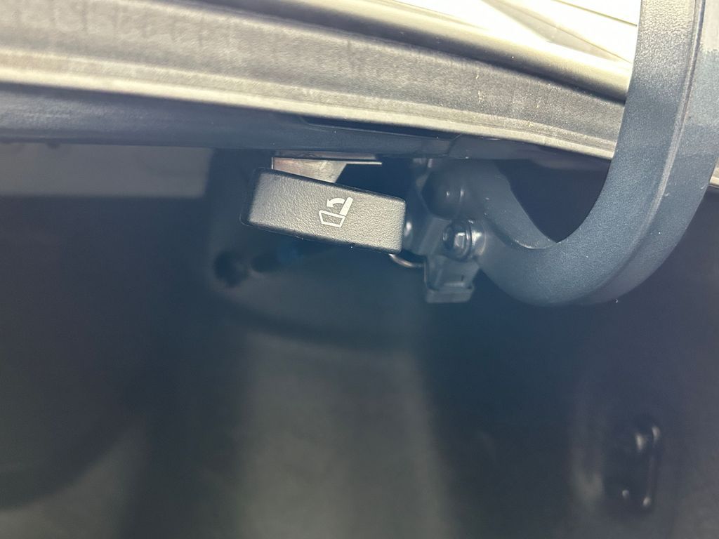 Used 2024 Gray Honda LX image 39