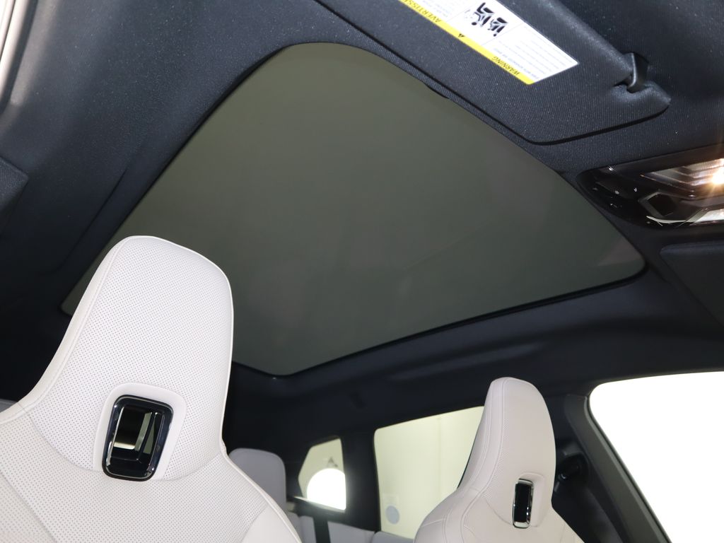 2025 BMW iX xDrive50 19