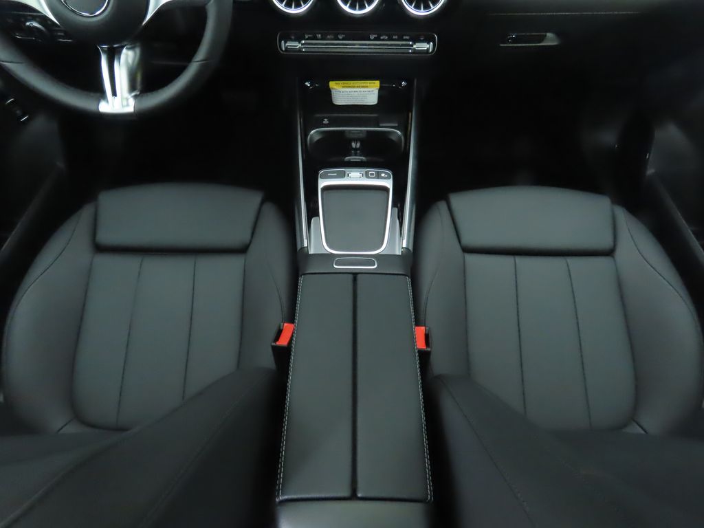Thumbnail: 2026 Mercedes-Benz GLA - 18