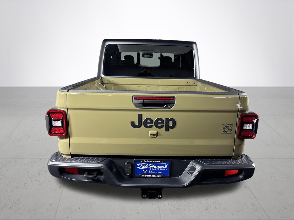 2026 Jeep Gladiator Willys