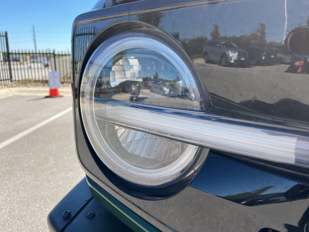 Thumbnail: 2023 Ford Bronco - 14