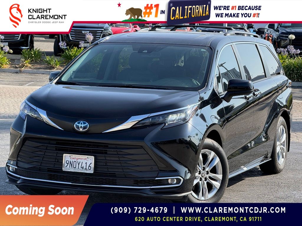 Midnight Black Metallic 2024 Toyota Sienna Minivan Front-Wheel Drive Continuously Variable Transmission