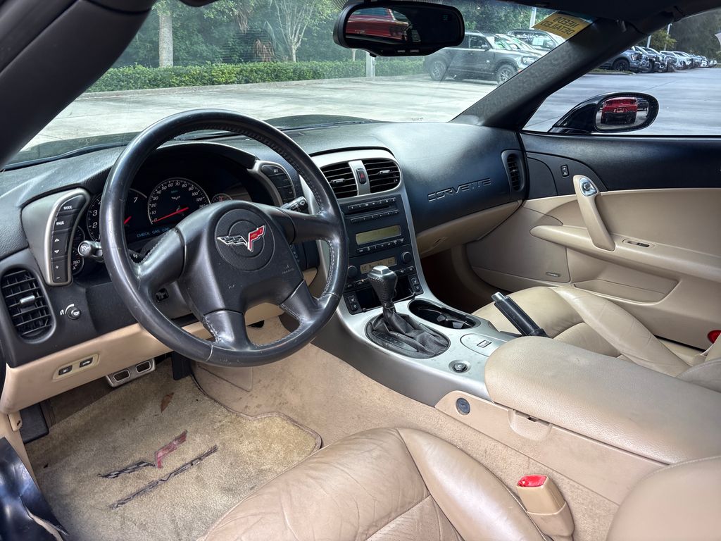 Used 2005 Black Chevrolet Base image 6