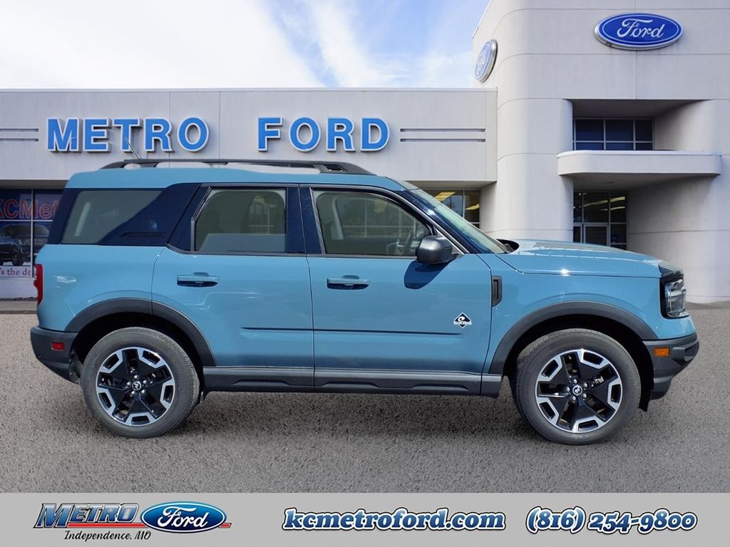 Certified 2023 Ford Bronco Sport Outer Banks with VIN 3FMCR9C6XPRD75410 for sale in Kansas City