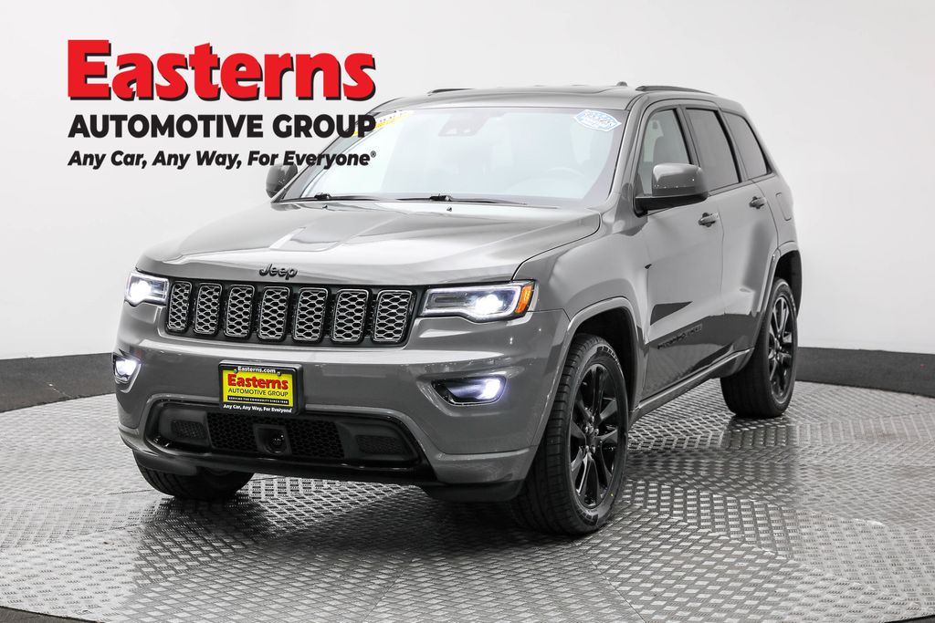 2020 Jeep Grand Cherokee Altitude's photo