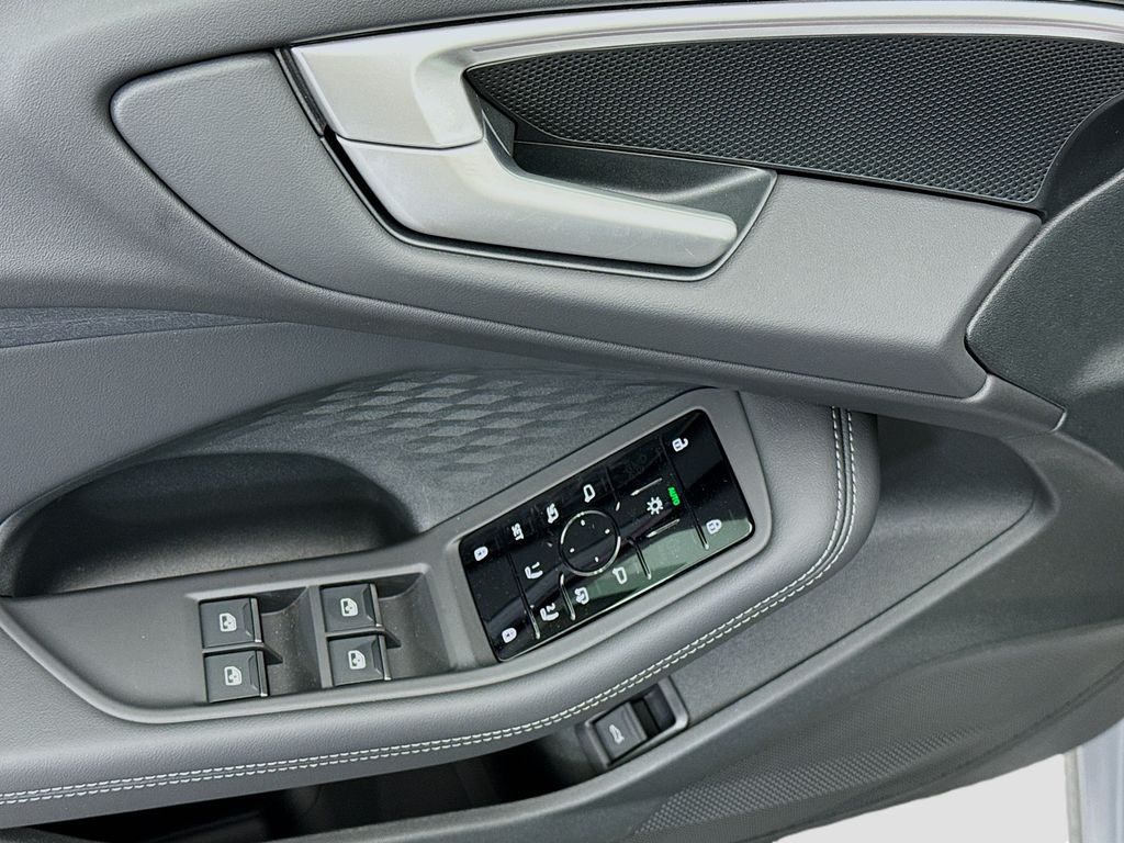 Thumbnail: 2025 Audi A5 - 22