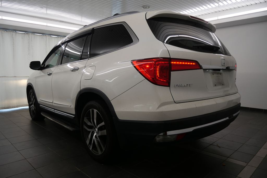 2018 Honda Pilot Touring 5