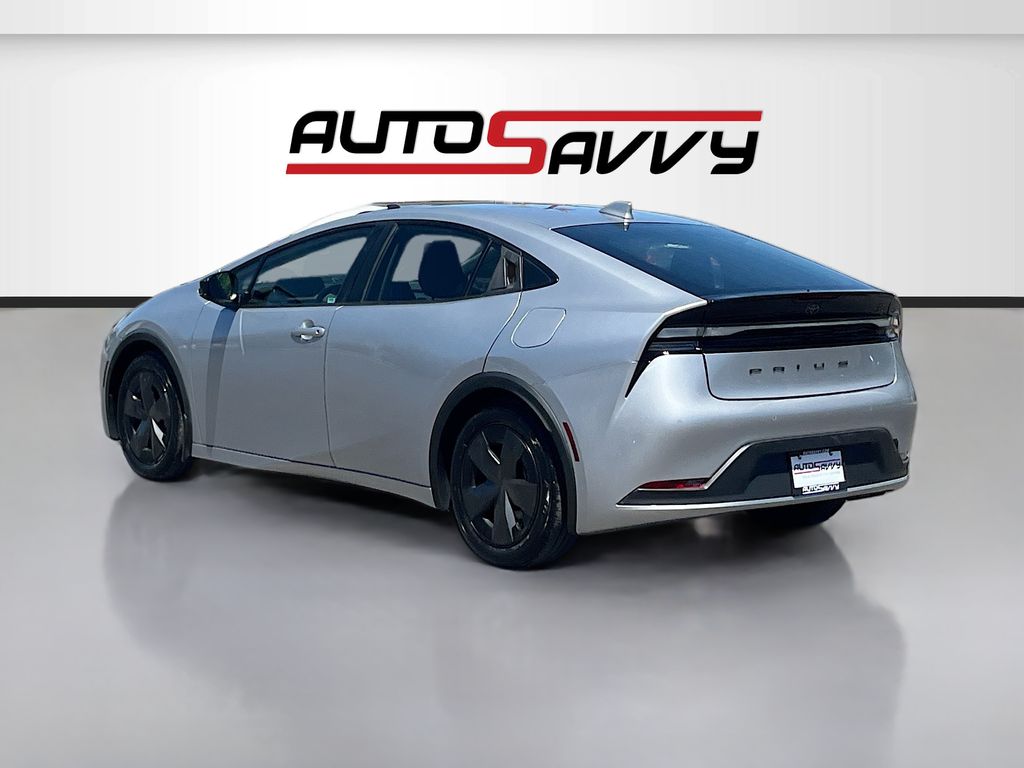 Used 2024 Silver Toyota SE image 5