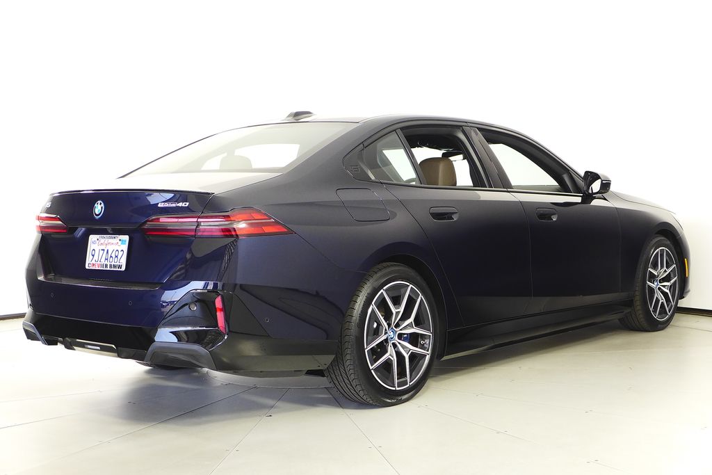 Thumbnail: 2024 BMW i5 - 7