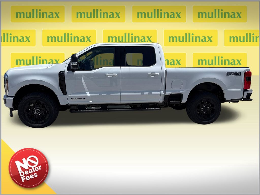 New 2026 White Ford XLT image 2