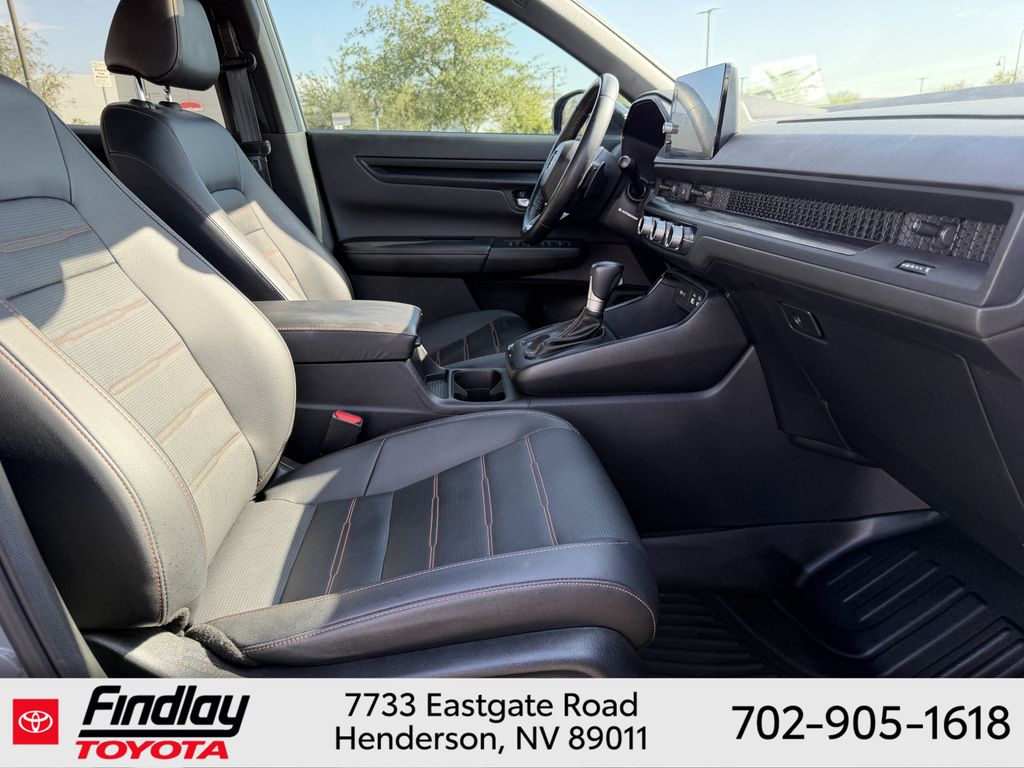 Used 2025 Honda CR-V Hybrid SUV