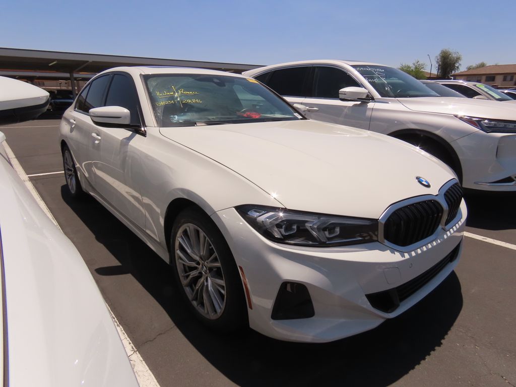 Thumbnail: 2023 BMW 3 Series - 2