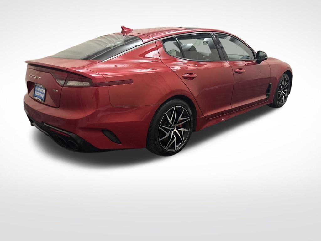 View vehicle photo 4