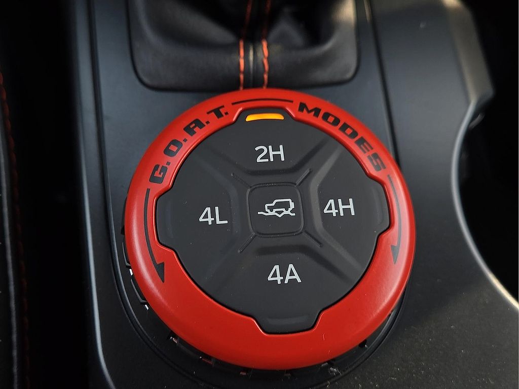 New 2025 Ford Bronco For Sale in Farmington, AR