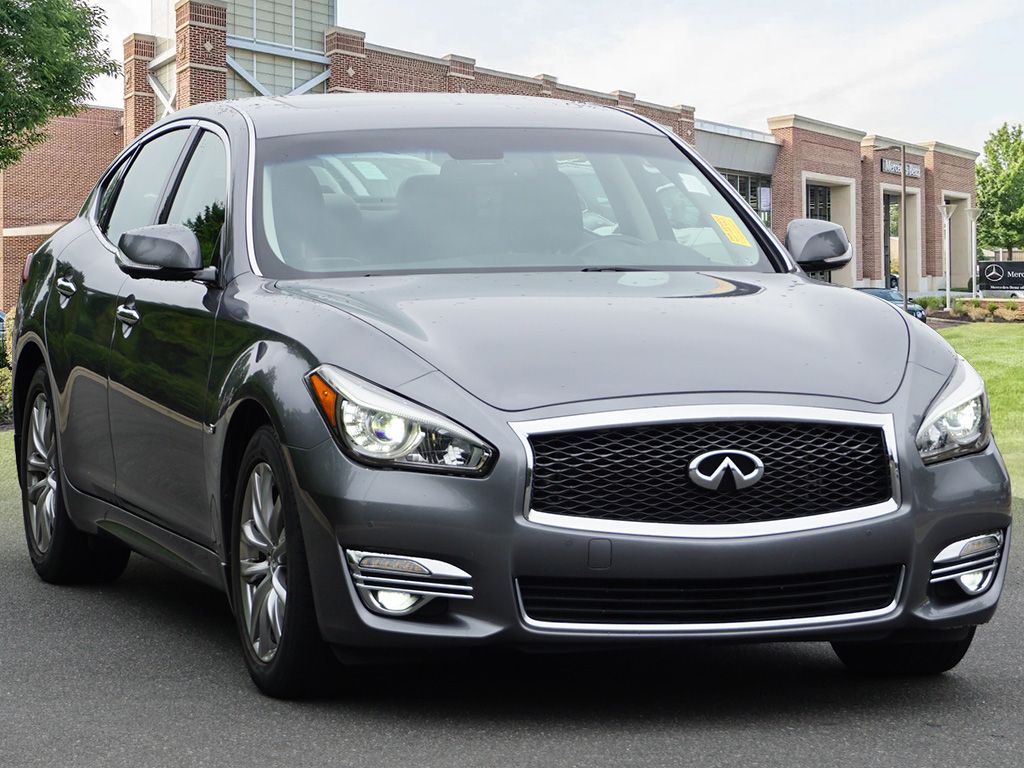 Thumbnail: 2015 INFINITI Q70 - 3