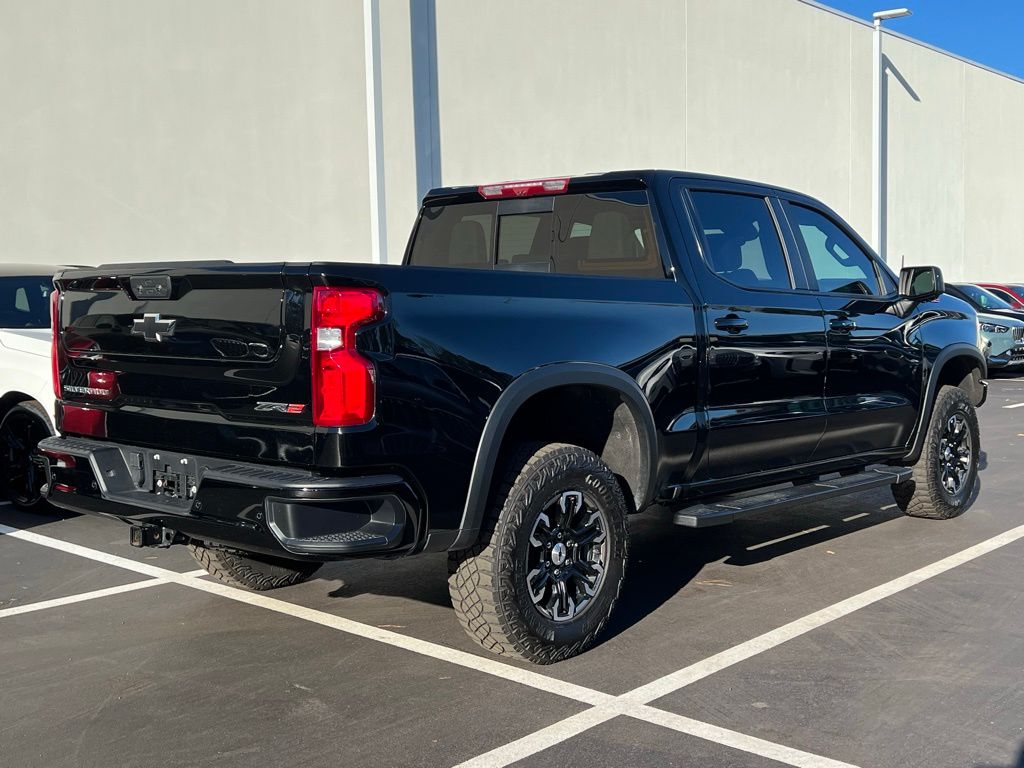 Thumbnail: 2024 Chevrolet Silverado 1500 - 3