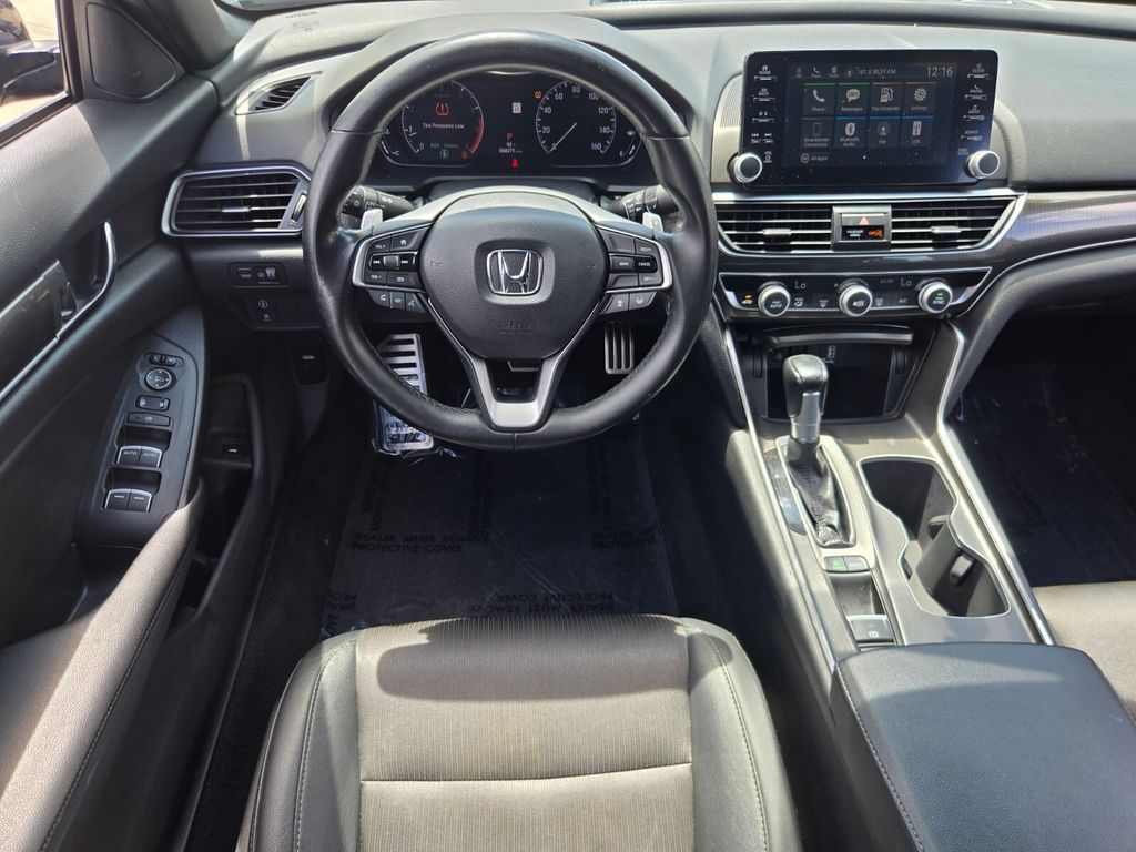 2019 Honda Accord - $17,999