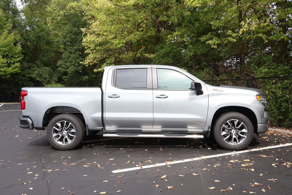 Thumbnail: 2024 Chevrolet Silverado 1500 - 9